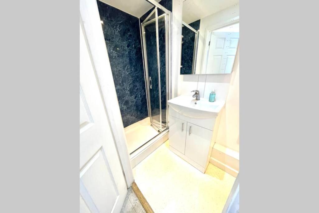 Koala & Tree - Big Studio At The Heart Of Cambridge - Short Lets & Serviced Accommodation Exteriör bild