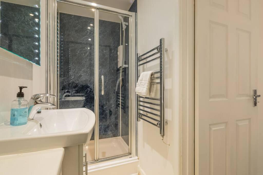 Koala & Tree - Big Studio At The Heart Of Cambridge - Short Lets & Serviced Accommodation Exteriör bild
