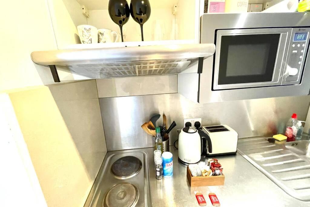Koala & Tree - Big Studio At The Heart Of Cambridge - Short Lets & Serviced Accommodation Exteriör bild